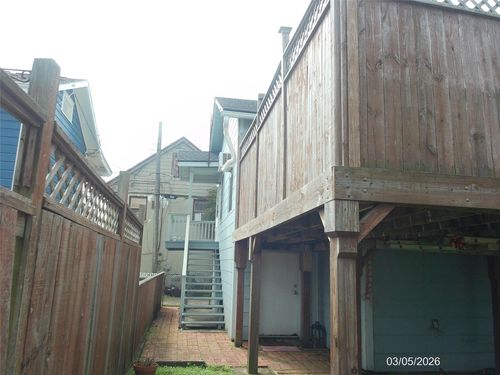 2-4619 Avenue S Rear, Galveston, TX, 77551-5700 | Card Image