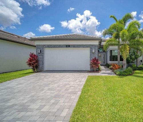 9651 Spruce Woods Dr, Boynton Beach, FL, 33473-5092 | Card Image