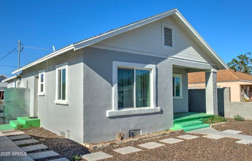1522 E Pierce St, Phoenix, AZ, 85006-3549 | Card Image