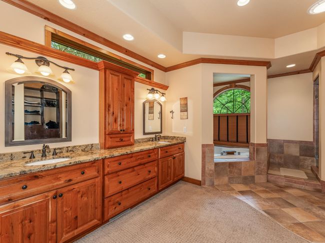 5407 Bluebird Point Rd, House other with 4 bedrooms, 5 bathrooms and null parking in MANITOWISH WATERS WI | Image 29