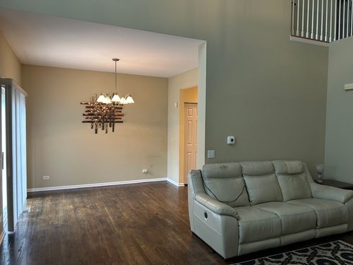 394 Bay Dr, Itasca, IL, 60143-1299 | Card Image