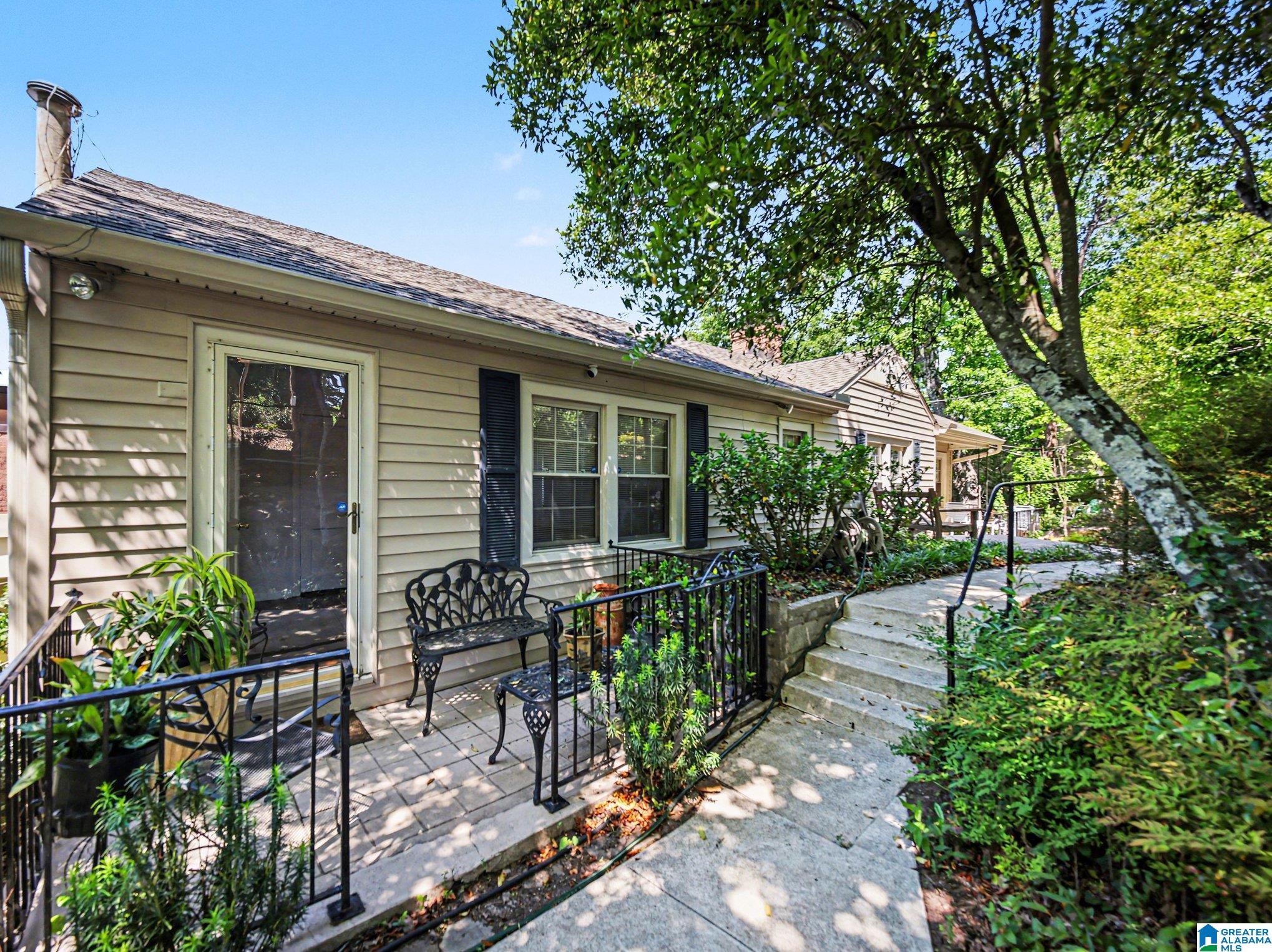 Residential in HOOVER 3