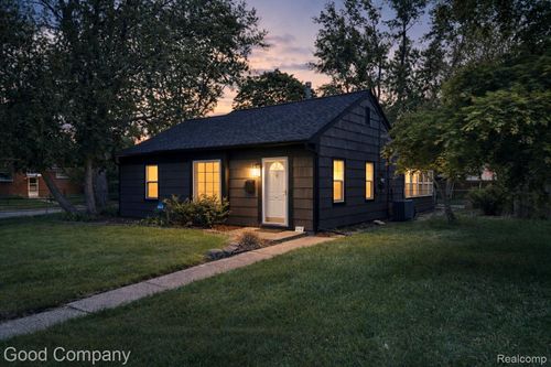 626 Windemere Ave, Royal Oak, MI, 48073-5603 | Card Image