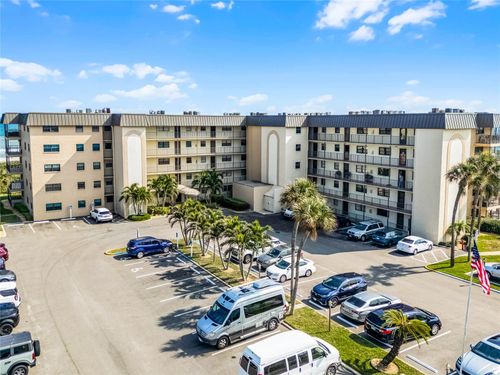 512-4100 Ocean Beach, Cocoa Beach, FL, 32931 | Card Image