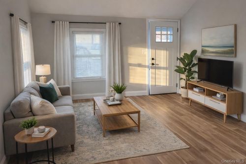 210 E Lakewood St, Patchogue, NY, 11772-2943 | Card Image