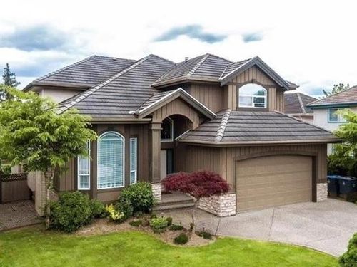 8370 168a St, Surrey, BC, V4N4T8 | Card Image