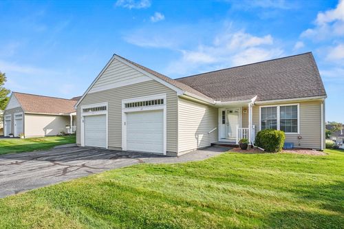 83-83 Hillside Village Dr, West Boylston, MA, 01583-2456 | Card Image