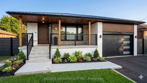 21 Mayberry Rd, North York, ON, M3N2A5 | Card Image