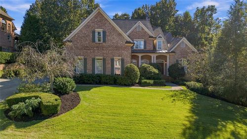 9055 Bedford Way, Suwanee, GA, 30024-5385 | Card Image