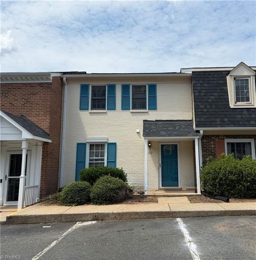 112 Charlestowne Cir, Winston-Salem, NC, 27103-5716 | Card Image