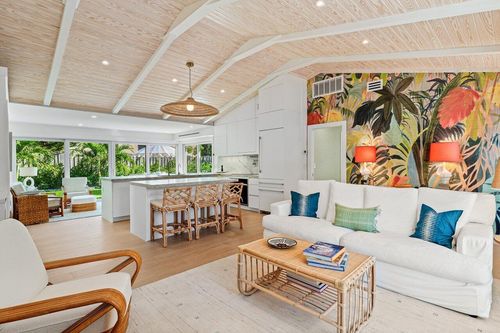 11 Hersey Dr, Ocean Ridge, FL, 33435-7016 | Card Image