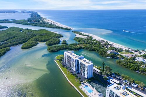 apt-905-9397 Midnight Pass Rd, SARASOTA, FL, 34242-2952 | Card Image