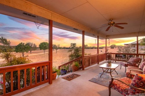 126 Mariana Dr, Red Rock, TX, 78662-2704 | Card Image