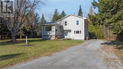 685 Hampton Rd, House other with 4 bedrooms, 2 bathrooms and null parking in Quispamsis NB | Image 1