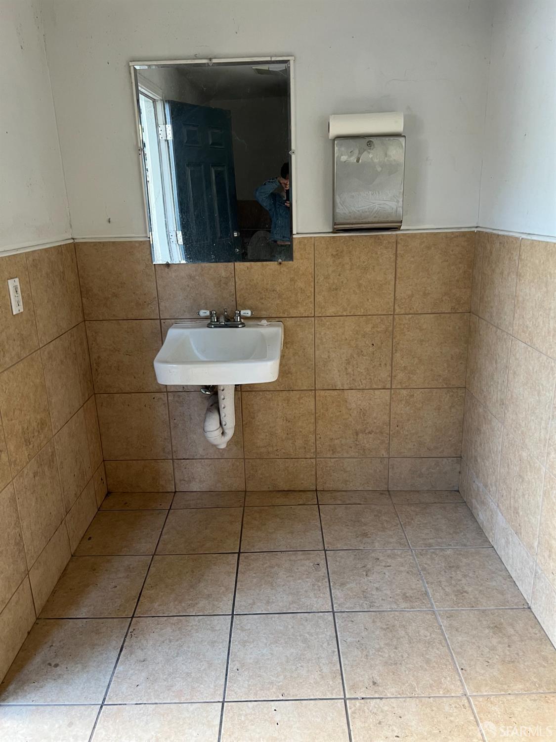 Commercial Lease in Alameda