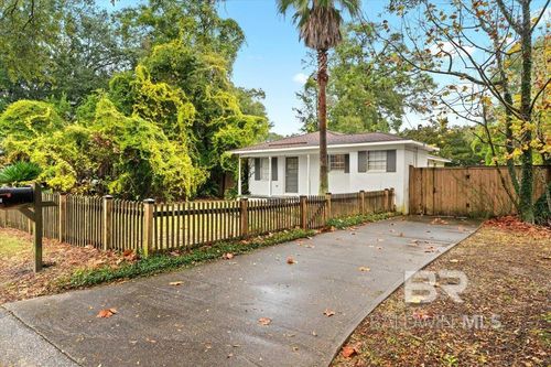 417 Azalea St, Fairhope, AL, 36532-1703 | Card Image