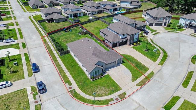Walking distance to neighborhood pool | Image 37