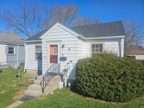 617 W Memorial Drive, Muncie, IN, 47302 | Card Image