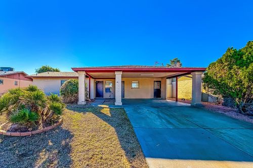 1013 W Anderson Dr, Phoenix, AZ, 85023-2670 | Card Image
