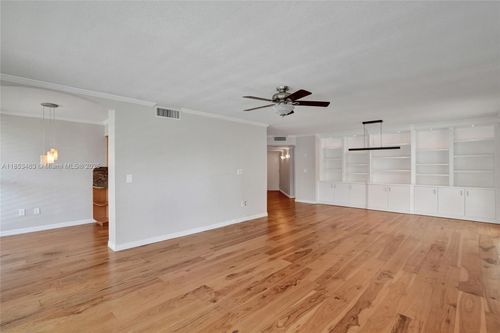 apt-110-1101 River Reach Dr, Fort Lauderdale, FL, 33315-1176 | Card Image