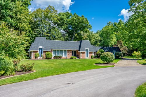 3707 Guilford Dr, Erie, PA, 16506-1111 | Card Image