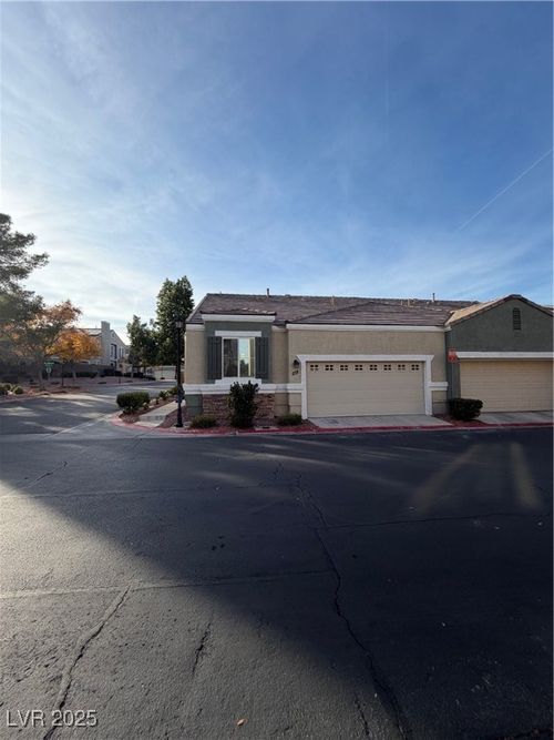 985 Prestwick St, Las Vegas, NV, 89145-8518 | Card Image