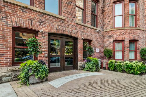 1501-11 St. Joseph Street, Toronto, ON, M4Y3G4 | Card Image