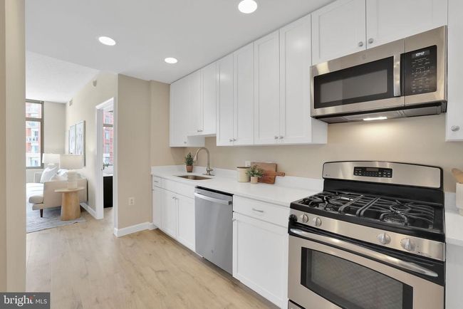 UNIT-321W - 3600 S Glebe Rd, Condo with 2 bedrooms, 2 bathrooms and null parking in ARLINGTON VA | Image 4