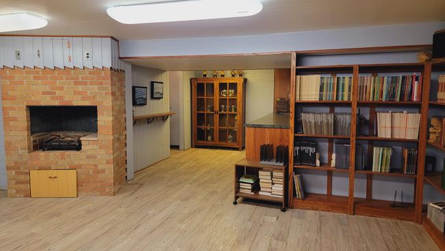 Basement family room | Image 32