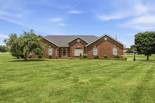40 Buena Vista Est, Cave City, KY, 42127-8517 | Card Image