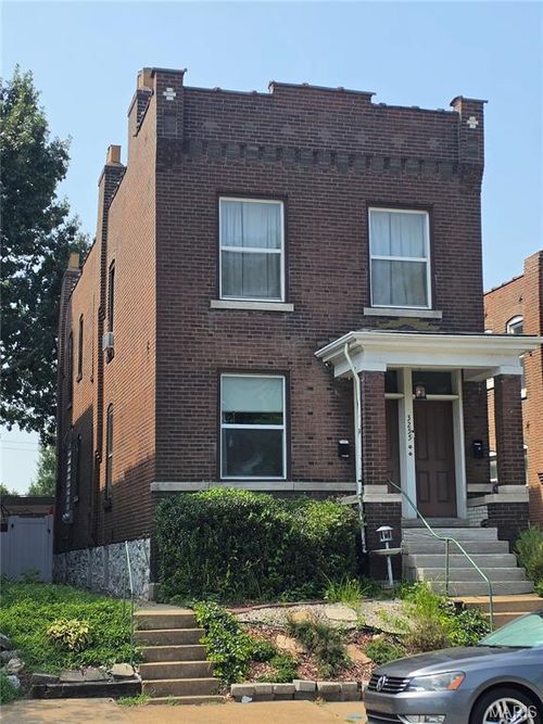 3255 Morganford Rd, Saint Louis, MO, 63116-1830 | Card Image