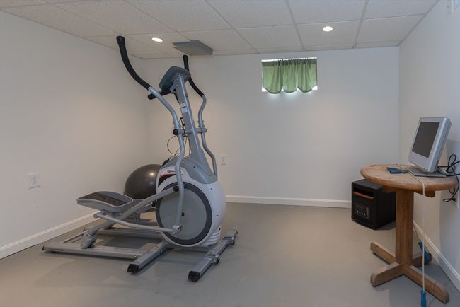 42 Triton Ave, House other with 4 bedrooms, 3 bathrooms and 5 parking in Winthrop MA | Image 19