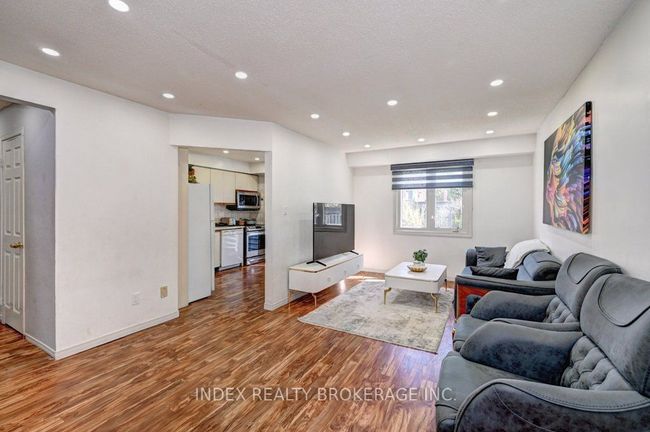 30 Maxwell Dr, House other with 4 bedrooms, 3 bathrooms and 4 parking in Kitchener ON | Image 8