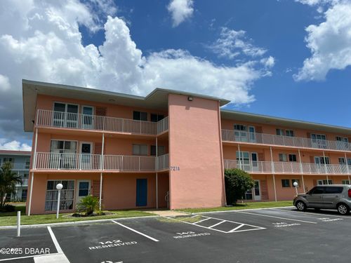 205-721 S Beach St, DAYTONA BEACH, FL, 32114-5422 | Card Image