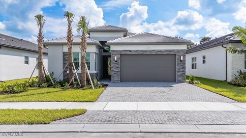 12452 Violet Ln, NAPLES, FL, 34120-4064 | Card Image
