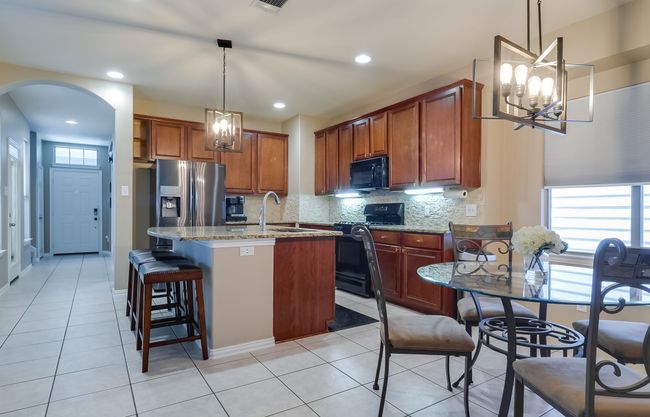 1144 Spanish Moss Dr, House other with 3 bedrooms, 3 bathrooms and null parking in Savannah TX | Image 13