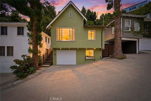 6182 Glen Oak St, LOS ANGELES, CA, 90068-2317 | Card Image