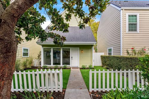 8204 Windmill Farms Drive, Cotati, CA, 94931 | Card Image