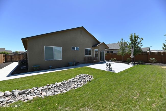 Back yard | Image 27