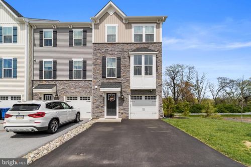 267 Sugar Maple Sq, DOWNINGTOWN, PA, 19335-1559 | Card Image
