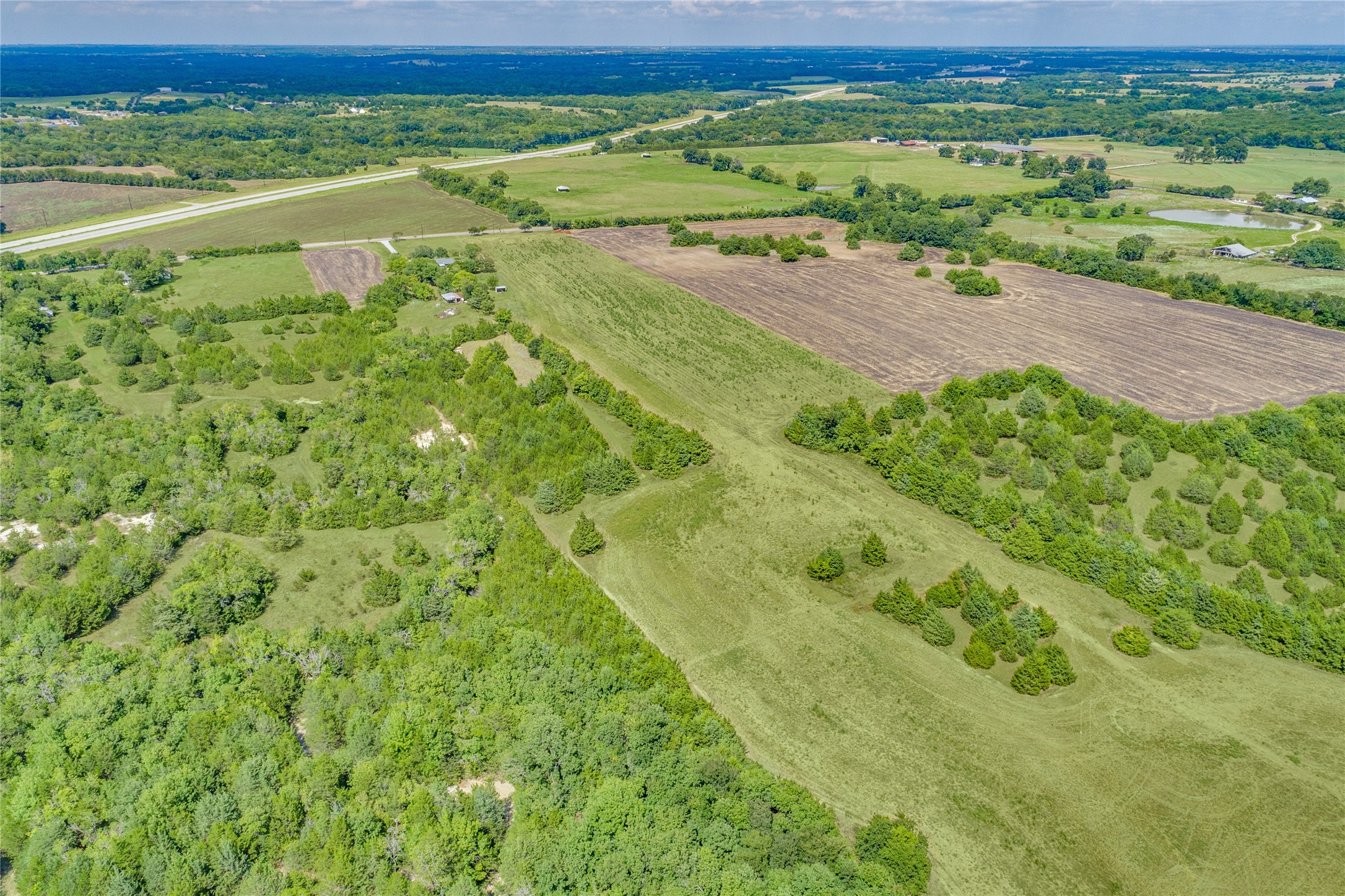 Land in Anna 4