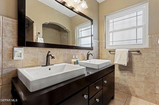 Guest Bath 1 | Image 24