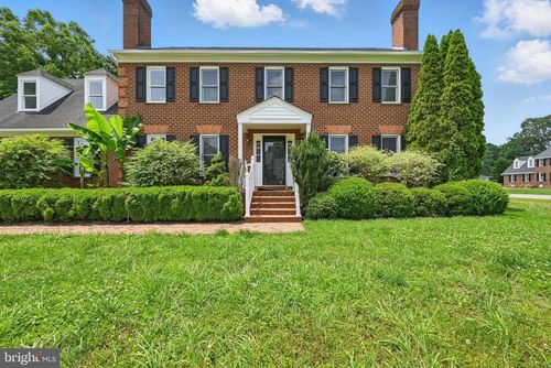 5800 Country Manor Way, North Chesterfield, VA, 23234-5270 | Card Image