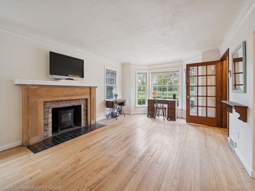 5794 Dickerson St, Detroit, MI, 48213-3506 | Card Image