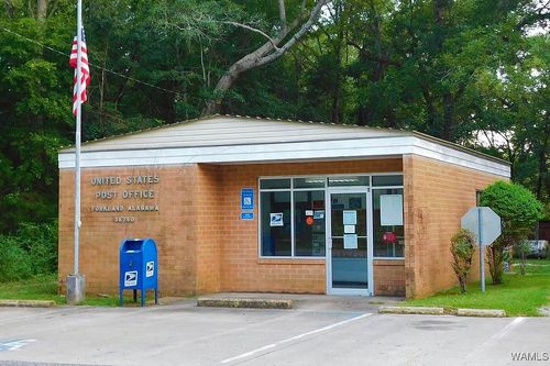 3663 M L King Dr, Forkland, AL, 36740-3267 | Card Image