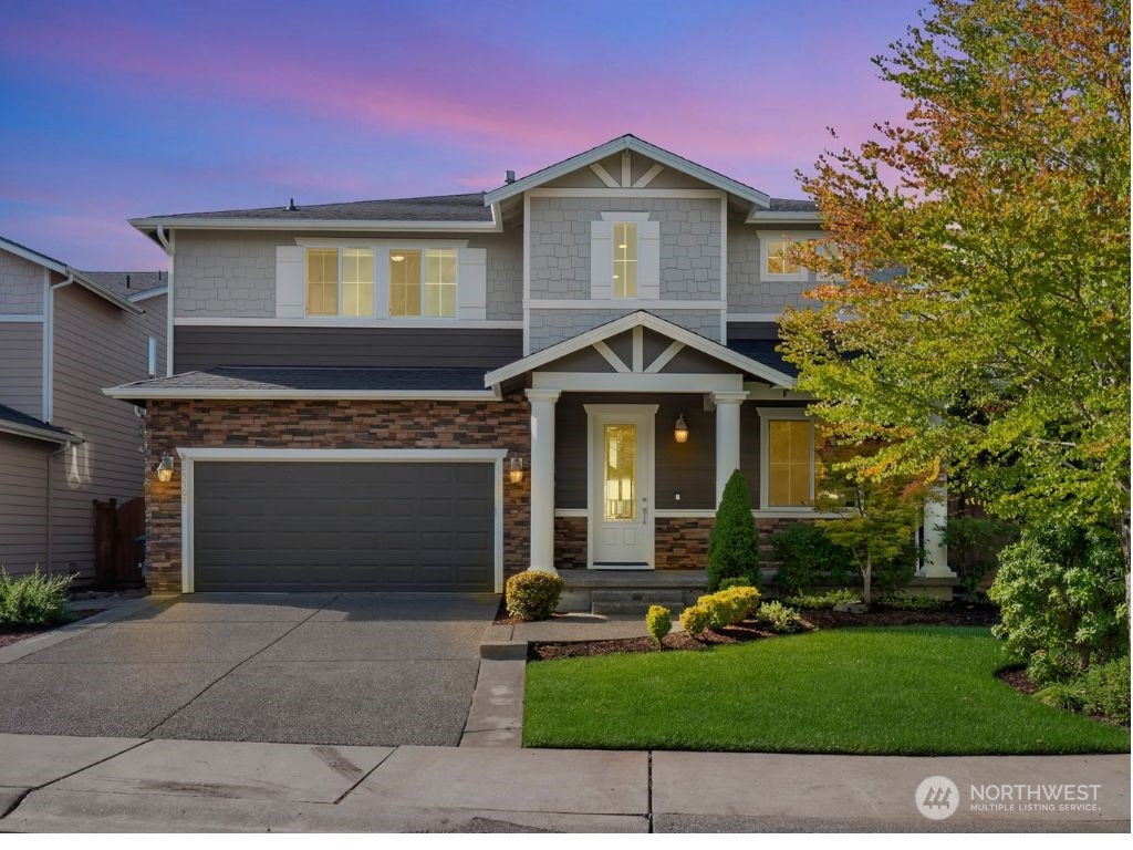 275th Pl, Maple Valley, WA 98038