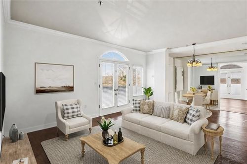 205-2161 Peachtree Rd Ne, Atlanta, GA, 30309-1313 | Card Image
