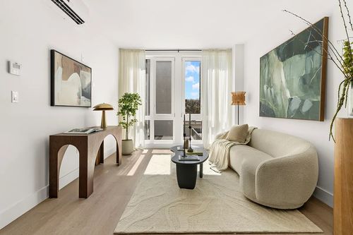 106-4-34 26th Avenue, New York City, NY, 11102 | Card Image