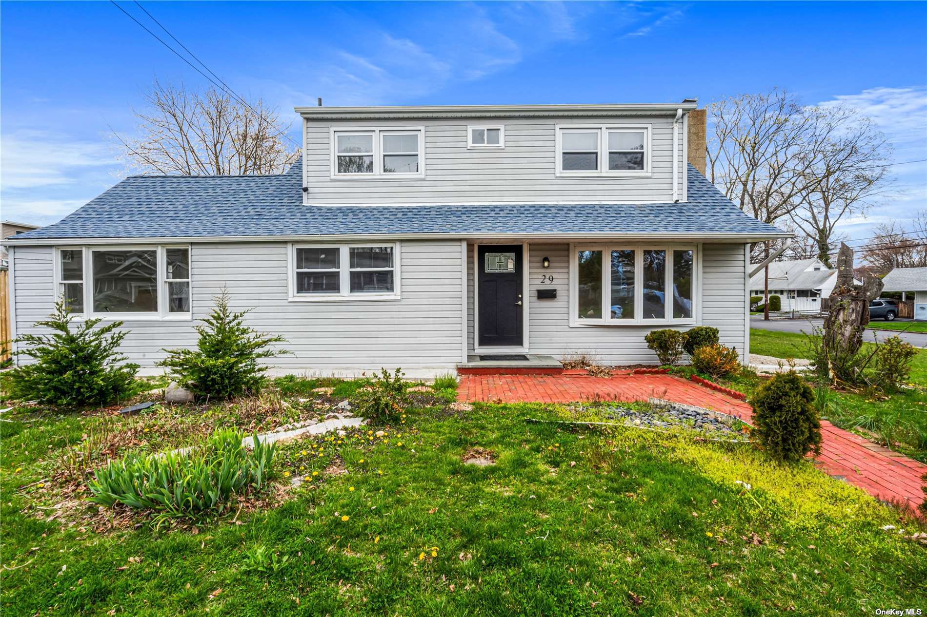 Armell St, Huntington Station, NY 11746
