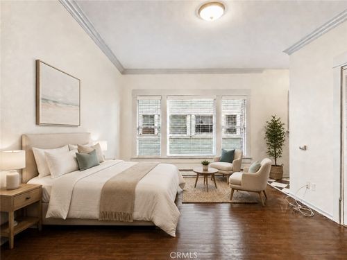 104-330 Cedar Avenue, Long Beach, CA, 90802 | Card Image